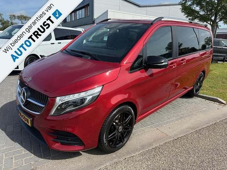 Gebruikt 2021 Mercedes V300 AMG MPV | € 49.999 (Super prijs) - Afbeelding 1/4