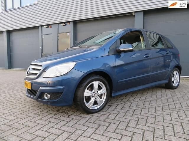 Blauw Occasion 2008 Mercedes B170 MPV | € 2.811 (Eerlijke prijs) - Afbeelding 1/4