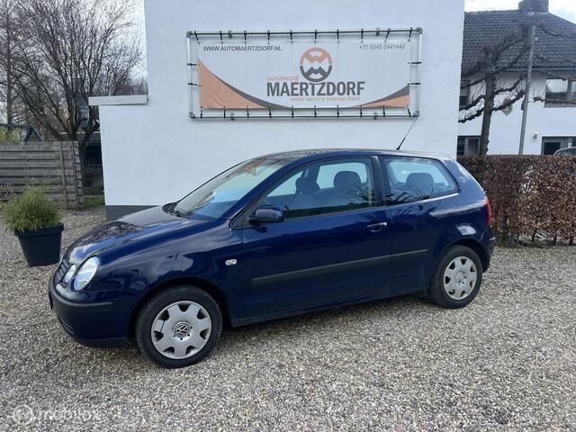 Blauw Gebruikt 2002 VW Polo Highline Hatchback | € 1.700 (Eerlijke prijs) - Afbeelding 1/4