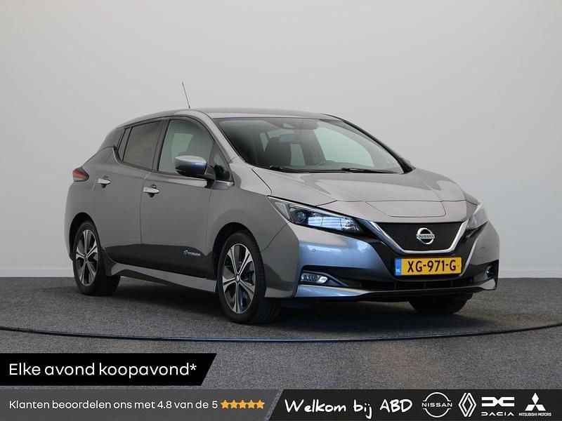 Grijs Occasion 2019 Nissan Leaf N-Connecta Hatchback | € 11.940 (Eerlijke prijs) - Afbeelding 1/3