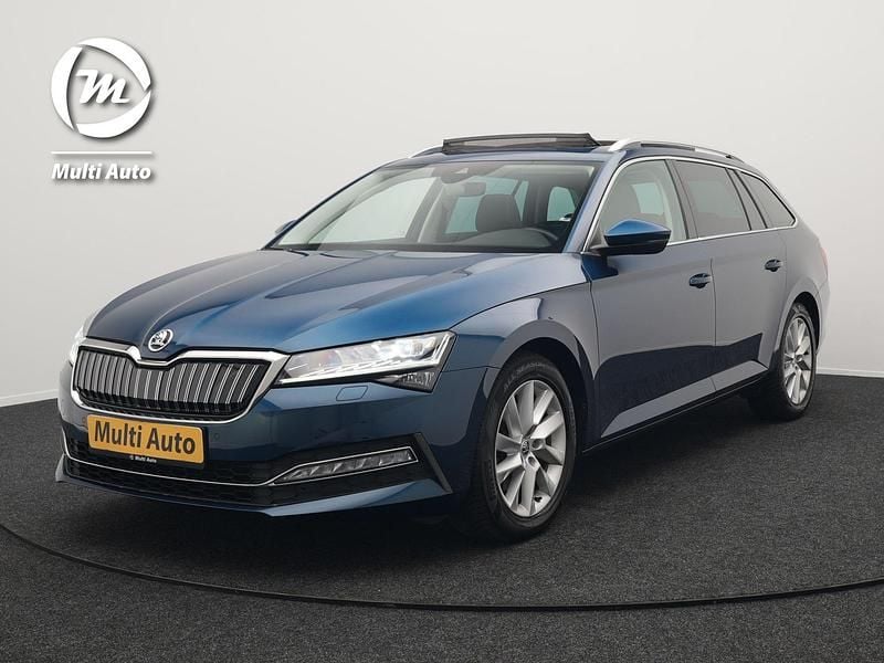 Blauw Gebruikt 2020 Skoda Superb Business Line Stationwagen | € 23.840 (Goede deal) - Afbeelding 1/4