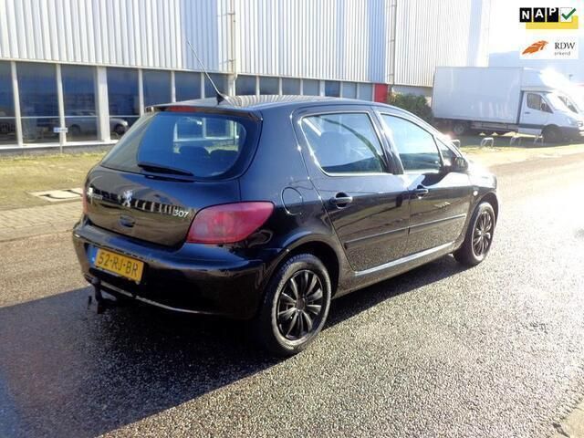 Zwart Gebruikt 2005 Peugeot 307 Hatchback | € 1.500 (Eerlijke prijs) - Afbeelding 1/4