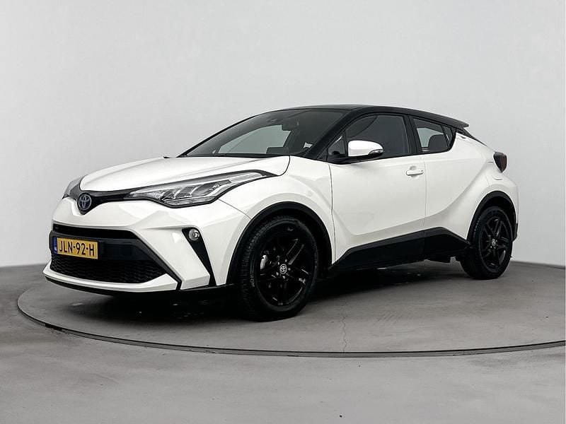 Wit Gebruikt 2023 Toyota C-HR Business Edition SUV | € 24.445 (Eerlijke prijs) - Afbeelding 1/4