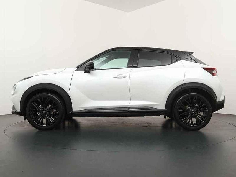Nieuw Nissan Juke 143 PK (105 kW) 2025 Two tone pearl white premium metallic/dak car SUV