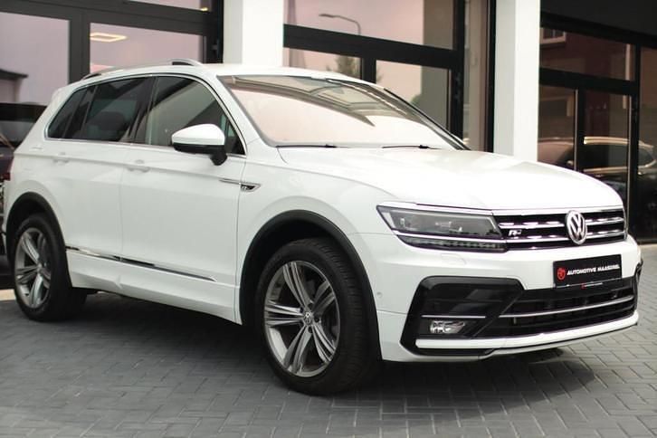 Wit Occasion 2018 VW Tiguan R-line SUV | € 28.440 (Eerlijke prijs) - Afbeelding 1/4