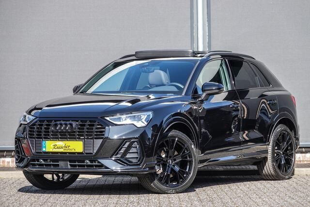 Zwart, metallic lak Gebruikt 2022 Audi Q3 S-Line SUV | € 46.950 (Iets duurder) - Afbeelding 1/4