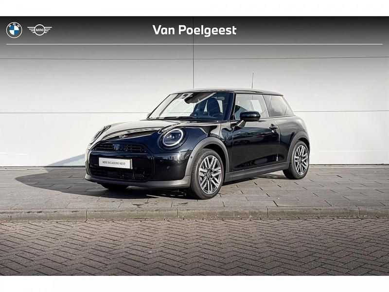Zwart Nieuw 2025 Mini Cooper Hatchback | € 40.100 (Eerlijke prijs) - Afbeelding 1/4