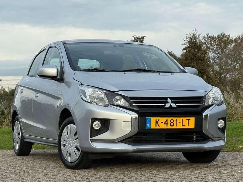 Occasion Mitsubishi Space Star Plus 71 PK (52 kW) 2021 Grijs Hatchback