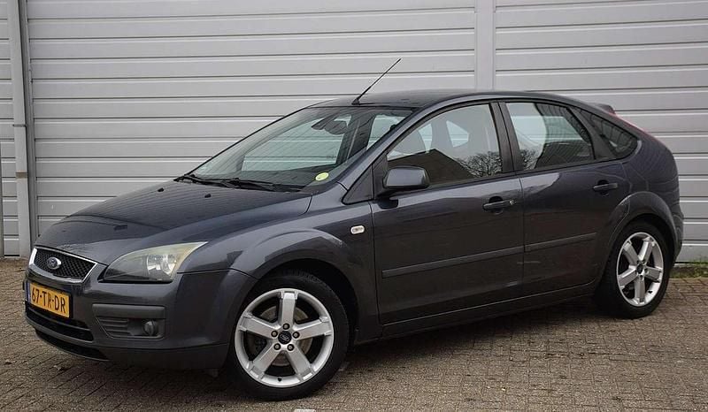Occasion Ford Focus 146 PK (107 kW) 2007 Grijs (metallic) Hatchback