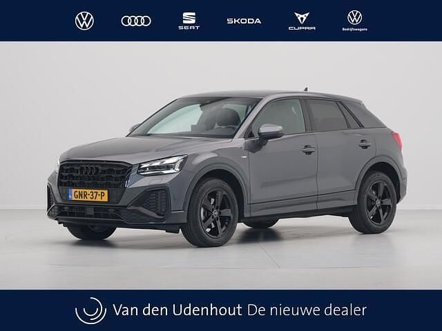 Grijs Gebruikt 2024 Audi Q2 Design SUV | € 36.940 (Duur) - Afbeelding 1/4