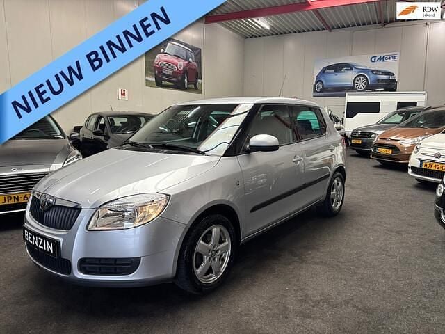 Occasion Skoda Fabia Ambiente 69 PK (50 kW) 2008 Zilver (metallic) Hatchback