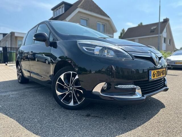 Zwart Gebruikt 2014 Renault Scénic III Bose Edition MPV | € 4.850 (Goede deal) - Afbeelding 1/4