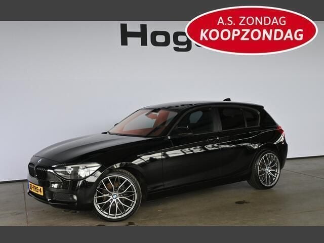 Zwart Gebruikt 2012 BMW 116 Basis Hatchback | € 7.440 (Eerlijke prijs) - Afbeelding 1/4
