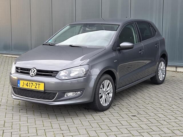 Grijs Gebruikt 2013 VW Polo Comfortline Hatchback | € 2.900 (Super prijs) - Afbeelding 1/3