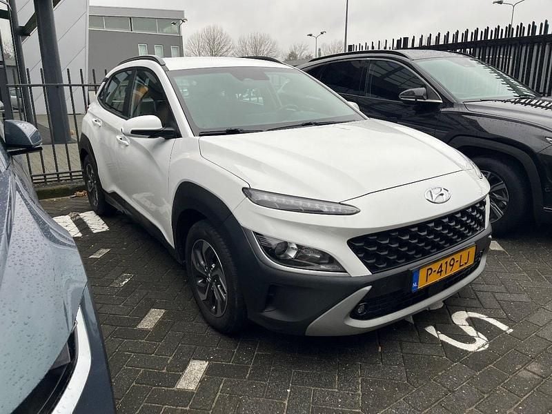 Wit Occasion 2022 Hyundai Kona Comfort SUV | € 22.900 (Goede deal) - Afbeelding 1/2
