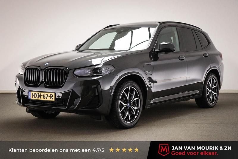 Grijs Occasion 2022 BMW X3 Executive SUV | € 43.995 (Eerlijke prijs) - Afbeelding 1/4