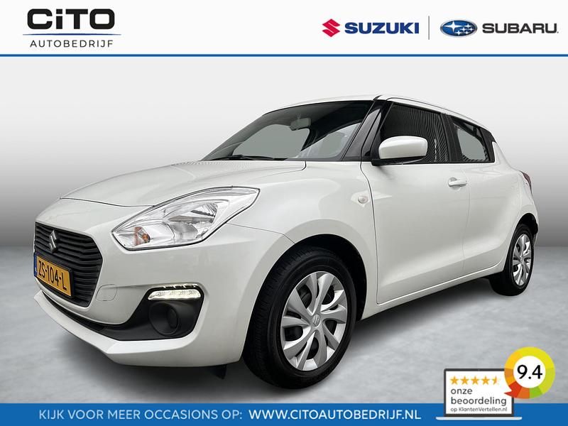 Wit Gebruikt 2019 Suzuki Swift Comfort Hatchback | € 12.950 (Eerlijke prijs) - Afbeelding 1/4
