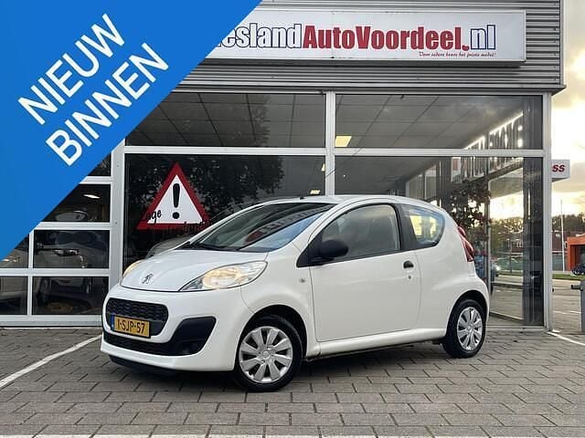Wit Gebruikt 2013 Peugeot 107 Access Hatchback | € 2.999 (Eerlijke prijs) - Afbeelding 1/4