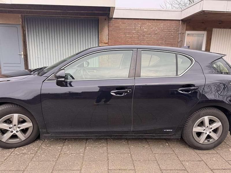 Occasion Lexus CT200h Business Edition 99 PK (72 kW) 2015 Blauw Hatchback