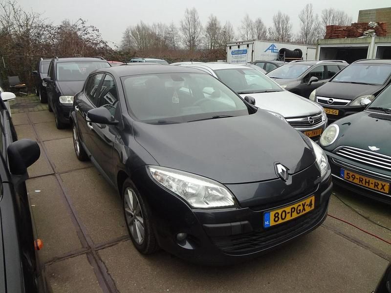 Occasion Renault Mégane III 131 PK (96 kW) 2011 Grijs Hatchback