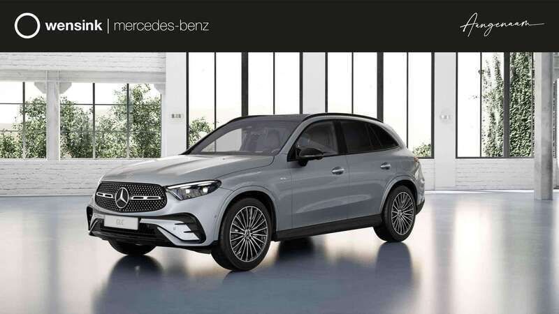 Grijs, metallic lak Nieuw 2025 Mercedes GLC300e Sport Edition SUV | € 80.332 (Super prijs) - Afbeelding 1/4