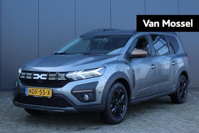 Grijs Gebruikt 2025 Dacia Jogger Extreme MPV | € 27.730 (Duur) - Afbeelding 1/4
