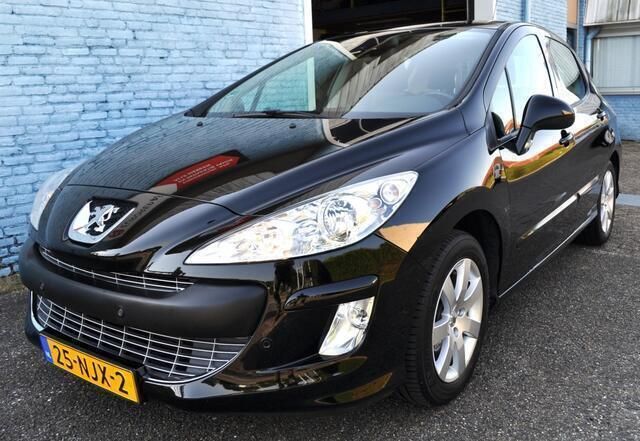 Zwart Gebruikt 2010 Peugeot 308 Hatchback | € 4.950 (Iets duurder) - Afbeelding 1/4