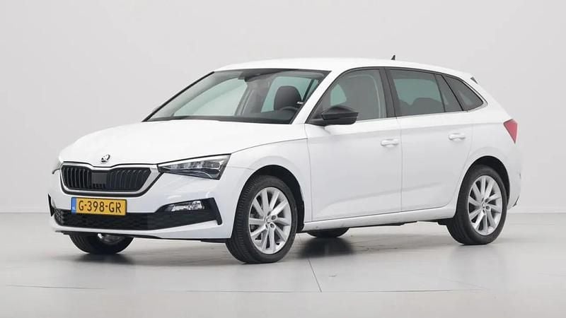 Wit Gebruikt 2019 Skoda Scala First Edition Hatchback | € 15.940 (Goede deal) - Afbeelding 1/4