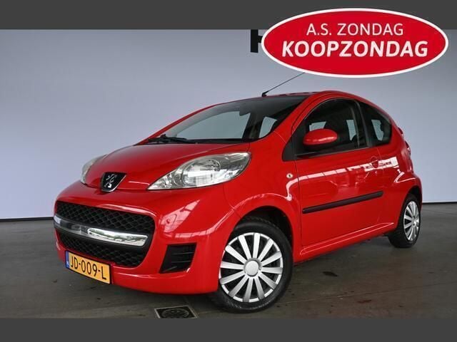Rood Gebruikt 2005 Peugeot 107 Hatchback | € 1.940 (Eerlijke prijs) - Afbeelding 1/4