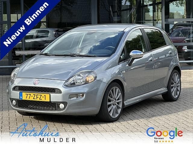 Grijs Gebruikt 2012 Fiat Punto Evo Sport Hatchback | € 3.945 (Eerlijke prijs) - Afbeelding 1/4