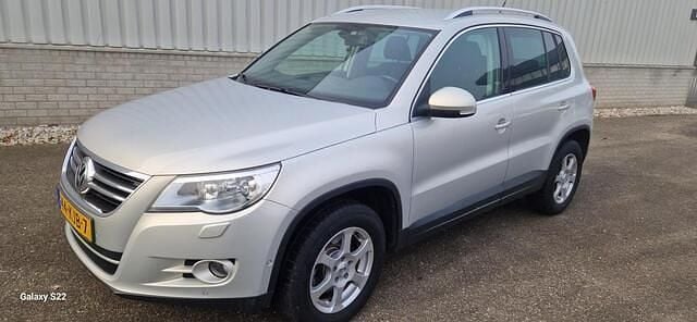 Grijs Gebruikt 2009 VW Tiguan Sport SUV | € 5.700 (Super prijs) - Afbeelding 1/4