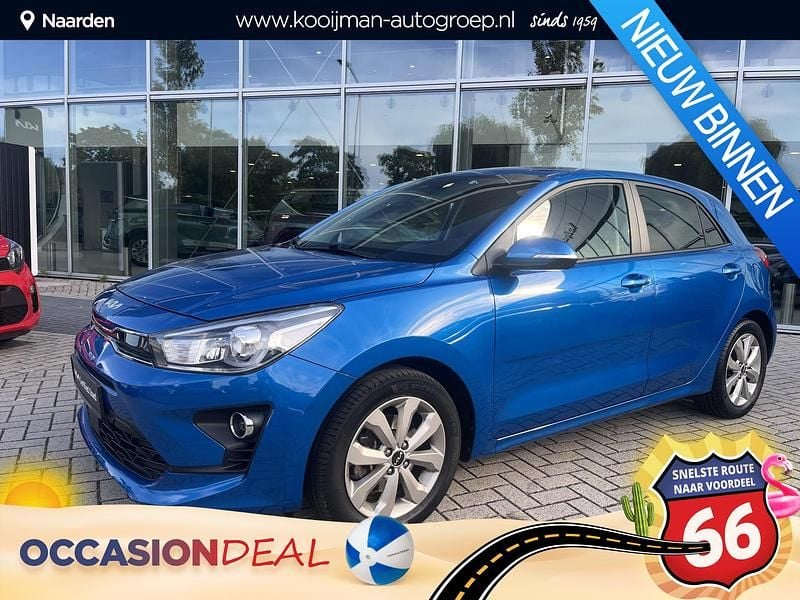 (spb) sporty blue m Gebruikt 2022 Kia Rio Hatchback | € 18.400 (Eerlijke prijs) - Afbeelding 1/4