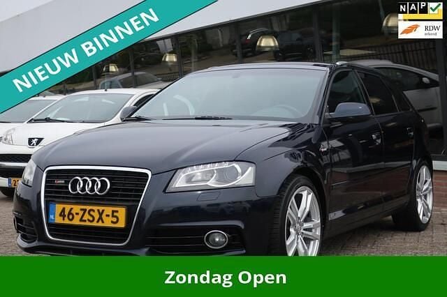 Blauw Gebruikt 2013 Audi A3 Sportback Ambition Hatchback | € 5.950 (Super prijs) - Afbeelding 1/4