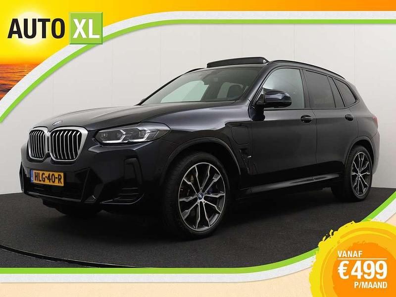 Zwart Gebruikt 2023 BMW X3 Executive SUV | € 53.940 (Eerlijke prijs) - Afbeelding 1/4