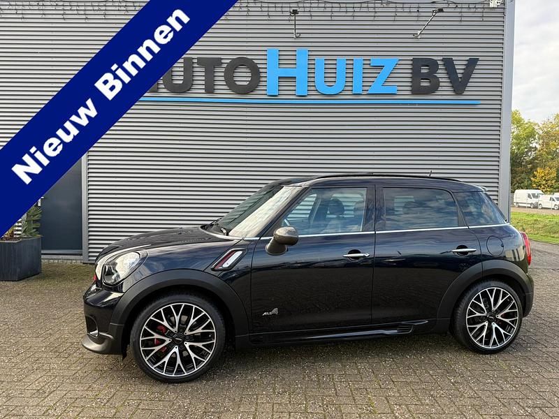 Zwart Gebruikt 2016 Mini John Cooper Works Countryman Chili SUV | € 19.990 (Duur) - Afbeelding 1/4