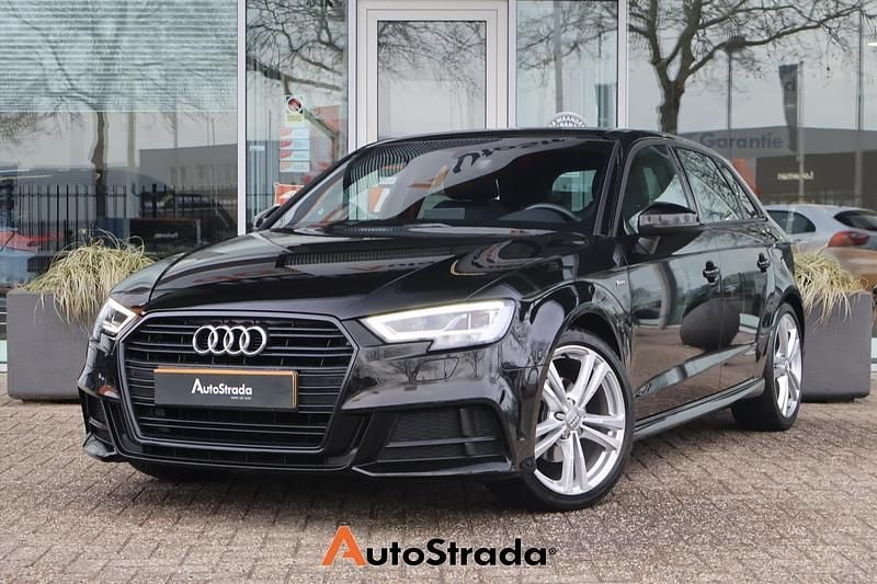 Zwart Occasion 2020 Audi A3 Sportback S-Line Hatchback | € 23.900 (Super prijs) - Afbeelding 1/4
