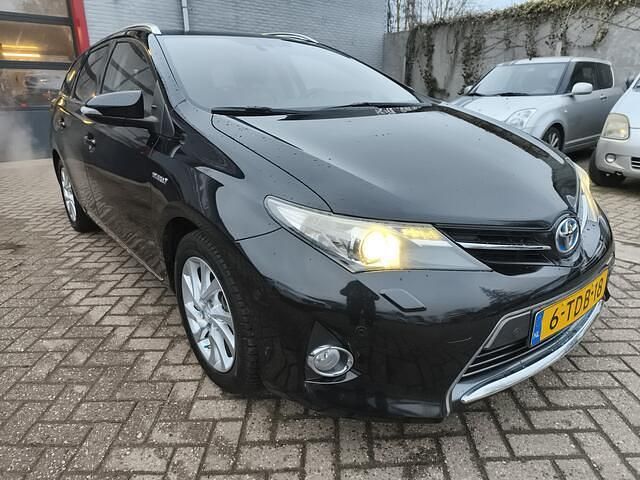 Zwart Occasion 2014 Toyota Auris Touring Sports Plus Stationwagen | € 9.950 (Eerlijke prijs) - Afbeelding 1/4