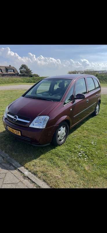 Rood Gebruikt 2003 Opel Meriva MPV | € 1.475 (Iets duurder) - Afbeelding 1/4