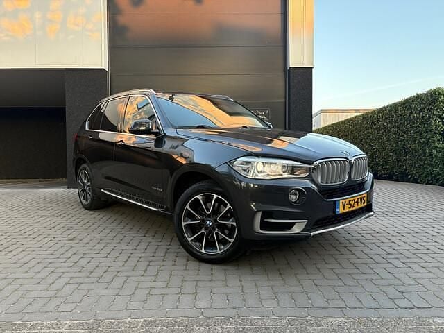 Zwart Gebruikt 2015 BMW X5 Comfort Edition SUV | € 21.950 (Goede deal) - Afbeelding 1/4