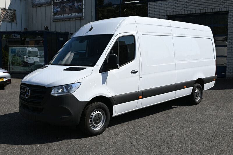 Wit Gebruikt 2023 Mercedes Sprinter Van | € 32.950 (Eerlijke prijs) - Afbeelding 1/2