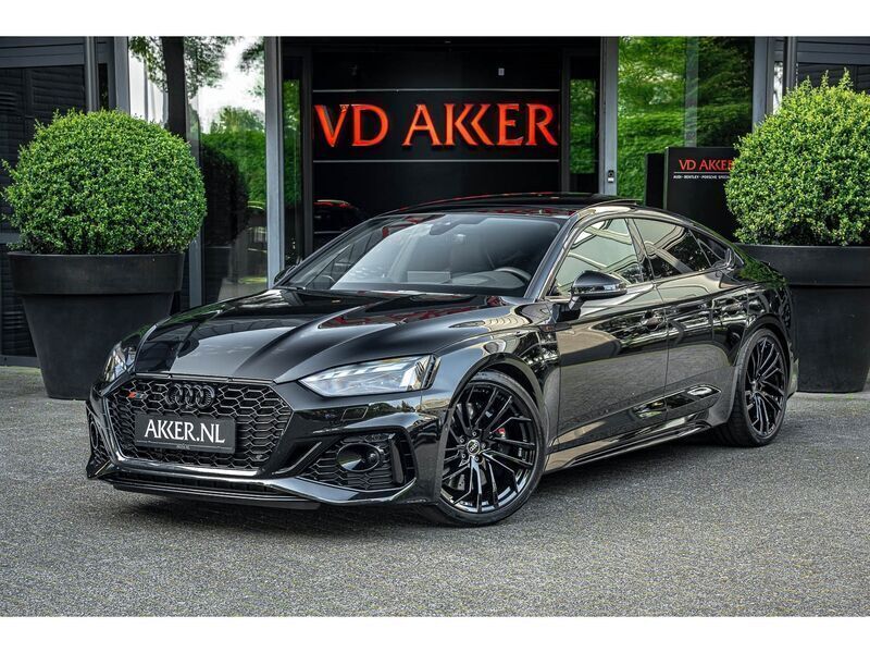 Zwart Gebruikt 2022 Audi RS5 Sportback Advanced Hatchback | € 98.880 (Iets duurder) - Afbeelding 1/4