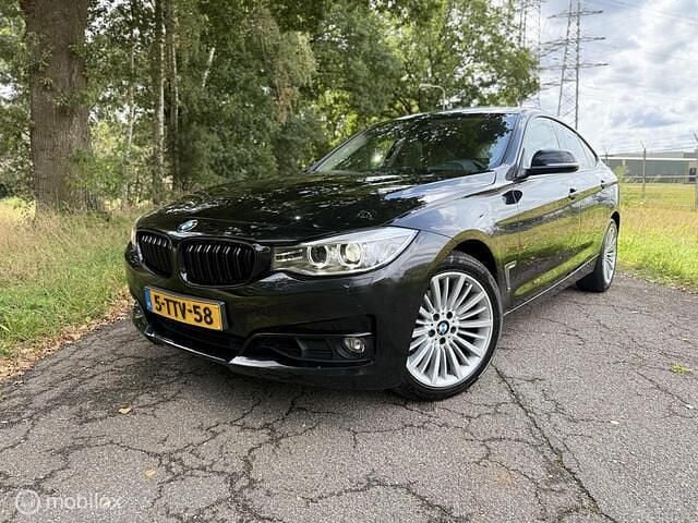 Zwart Occasion 2014 BMW 320 Executive Hatchback | € 8.950 (Goede deal) - Afbeelding 1/4