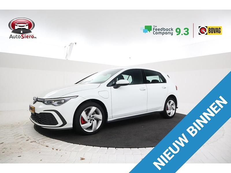 Wit Occasion 2021 VW Golf VII GTE Hatchback | € 21.995 (Goede deal) - Afbeelding 1/4