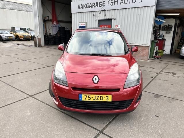 Occasion Renault Grand Scénic III Expression 131 PK (96 kW) 2009 Rood MPV