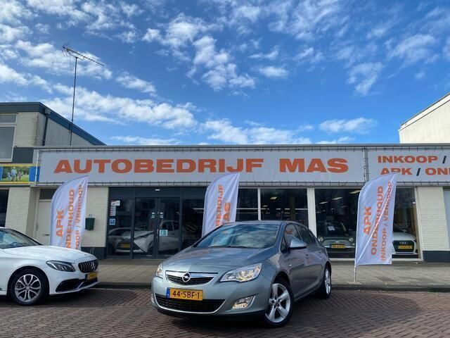 Grijs Gebruikt 2011 Opel Astra Edition Hatchback | € 6.950 (Eerlijke prijs) - Afbeelding 1/4