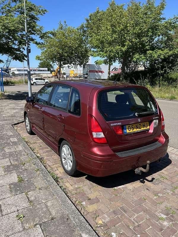 Rood Gebruikt 2004 Suzuki Liana Exclusive Stationwagen | € 1.500 (Eerlijke prijs) - Afbeelding 1/4