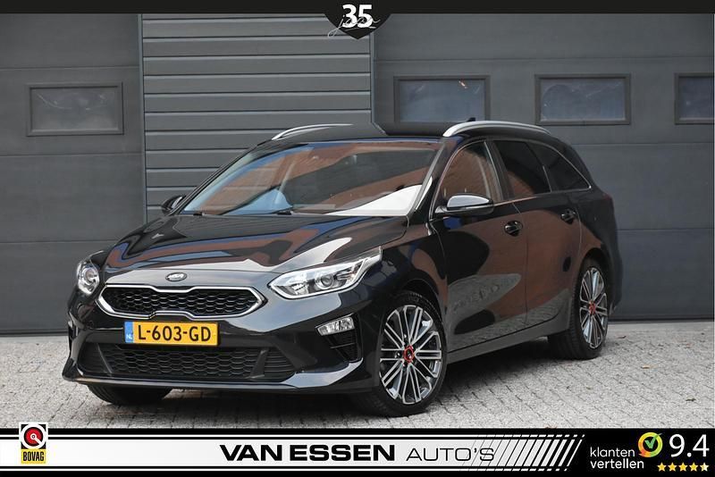 Zwart Gebruikt 2021 Kia Ceed Stationwagen | € 20.895 (Eerlijke prijs) - Afbeelding 1/4