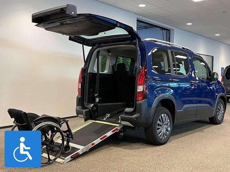 Occasion Peugeot Rifter 110 PK (80 kW) 2019 Blauw MPV