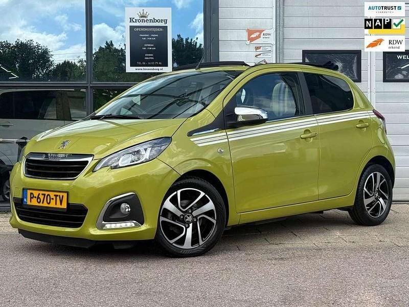 Groen Gebruikt 2020 Peugeot 108 Collection Hatchback | € 11.450 (Eerlijke prijs) - Afbeelding 1/4