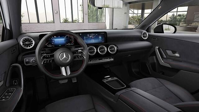 Nieuw Mercedes A250 Business 163 PK (119 kW) 2025 Wit Hatchback